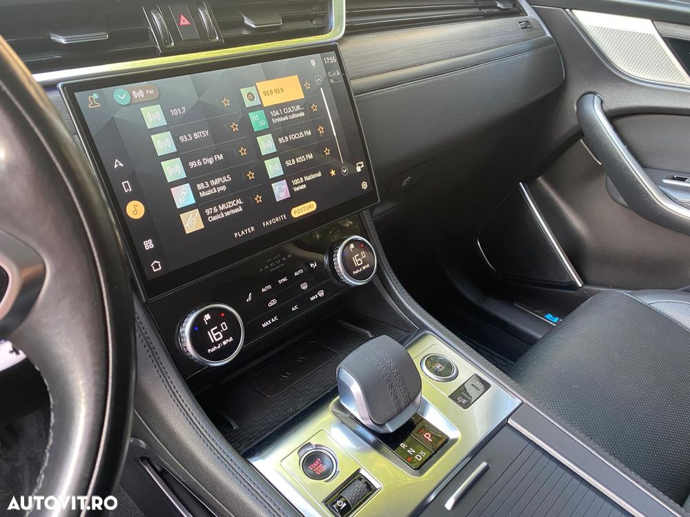 Jaguar F-Pace D165 AWD SE - 12