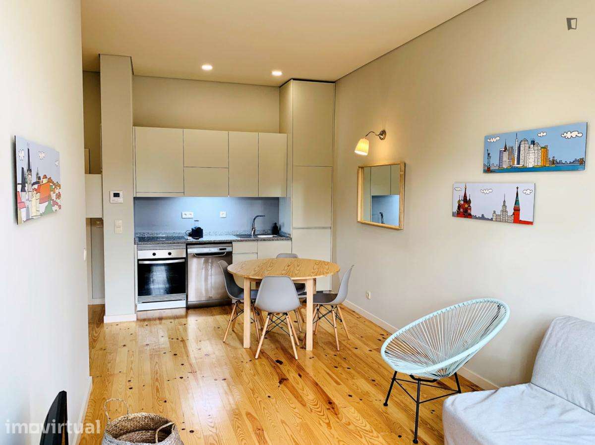 Apartamento com 1 quartos - localizado em Bonfim Porto - Grande imagem: 4/17