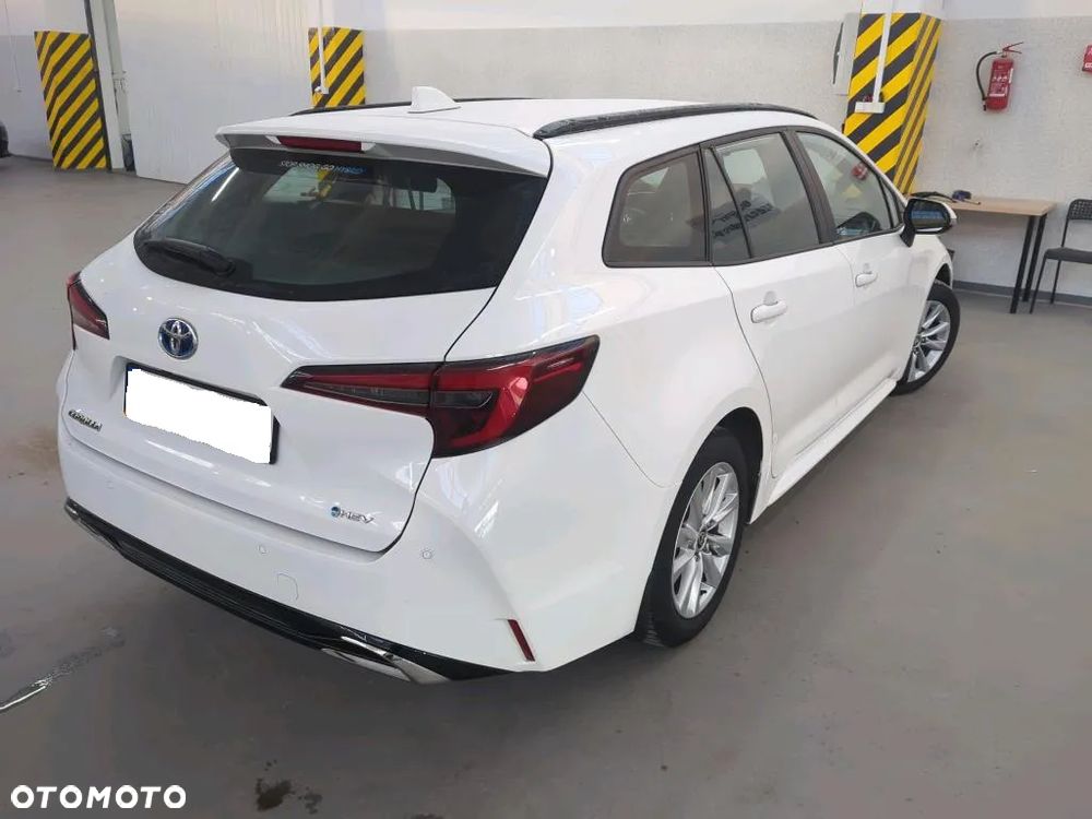 Toyota Corolla 1.8 Hybrid Comfort - 3