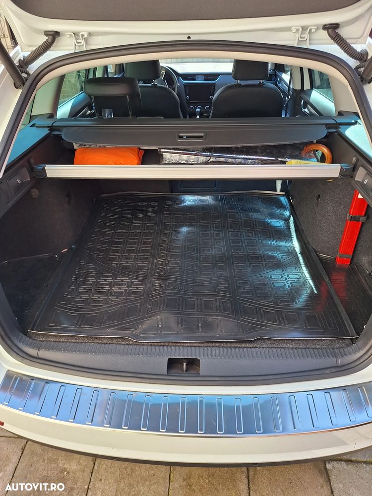Skoda Octavia 2.0 TDI DSG Tour - 14