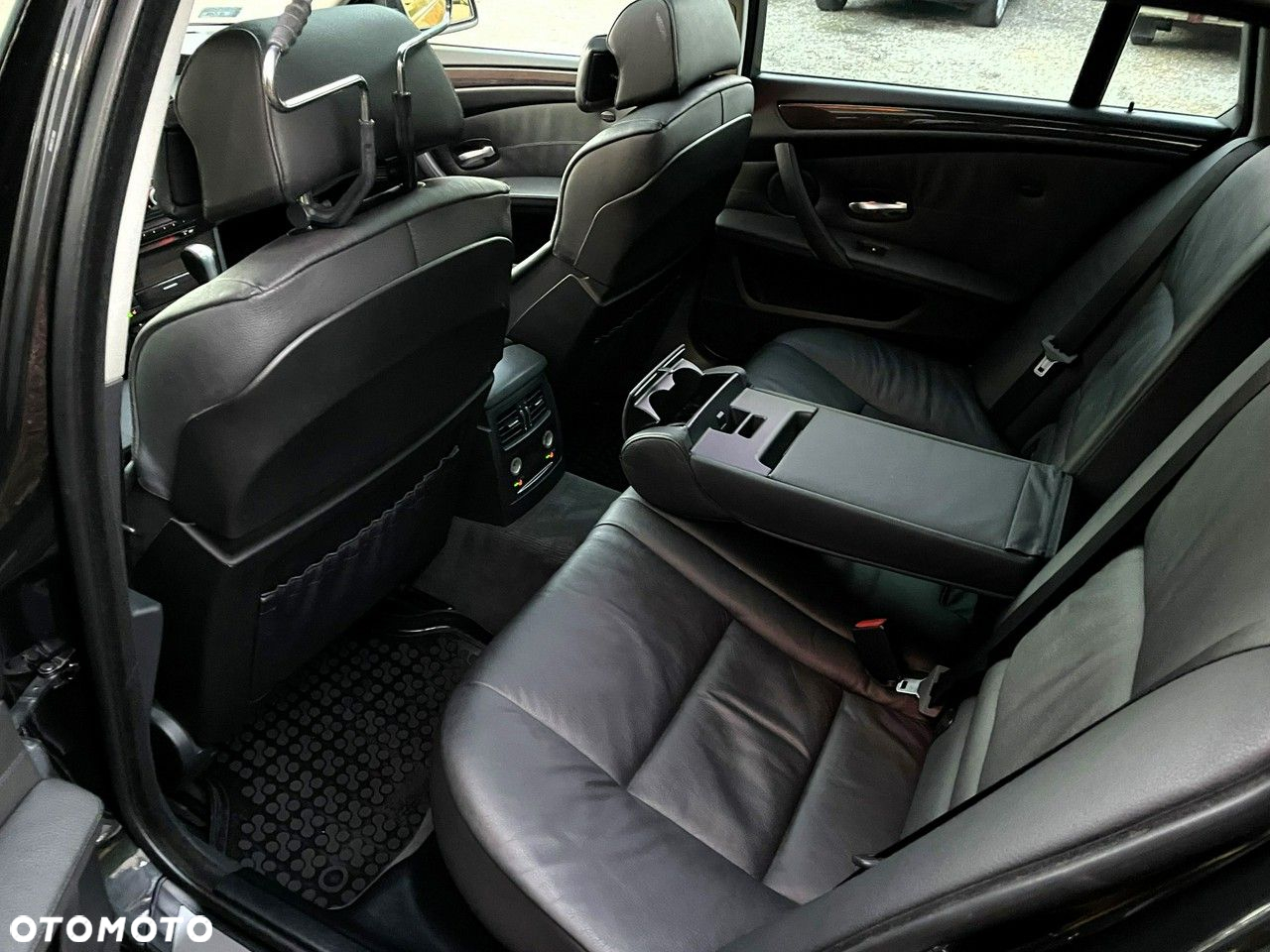 BMW Seria 5 520d Touring - 26
