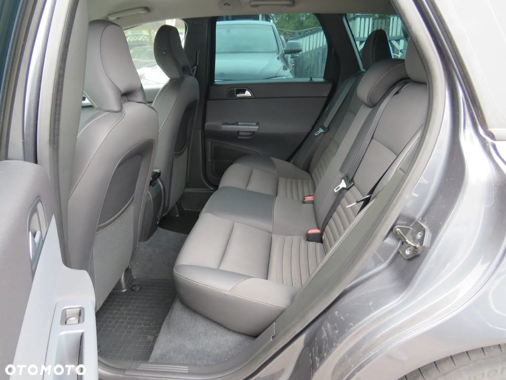 Volvo V50 D2 Momentum Start-Stop - 29