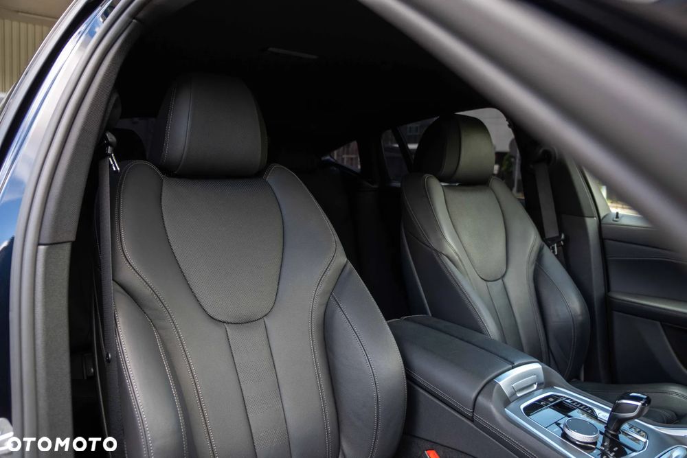 BMW X6 xDrive30d mHEV - 18
