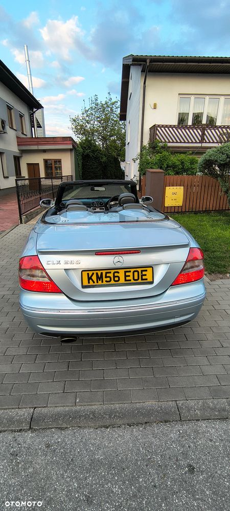 Mercedes-Benz CLK - 9