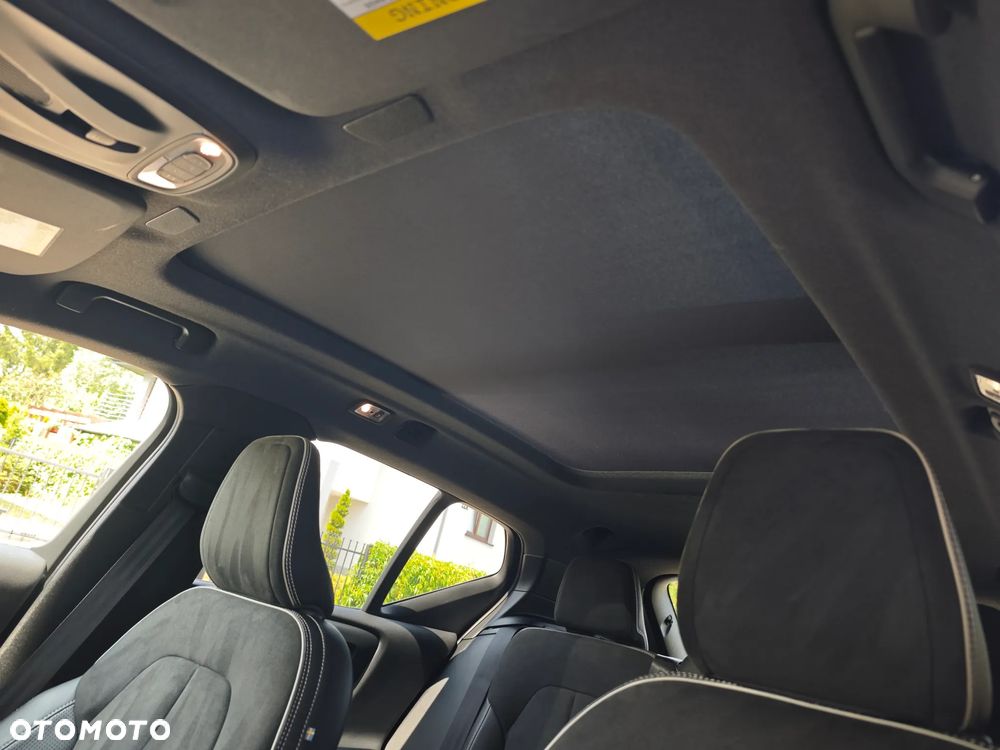Volvo XC 40 T5 AWD Geartronic R-Design - 17