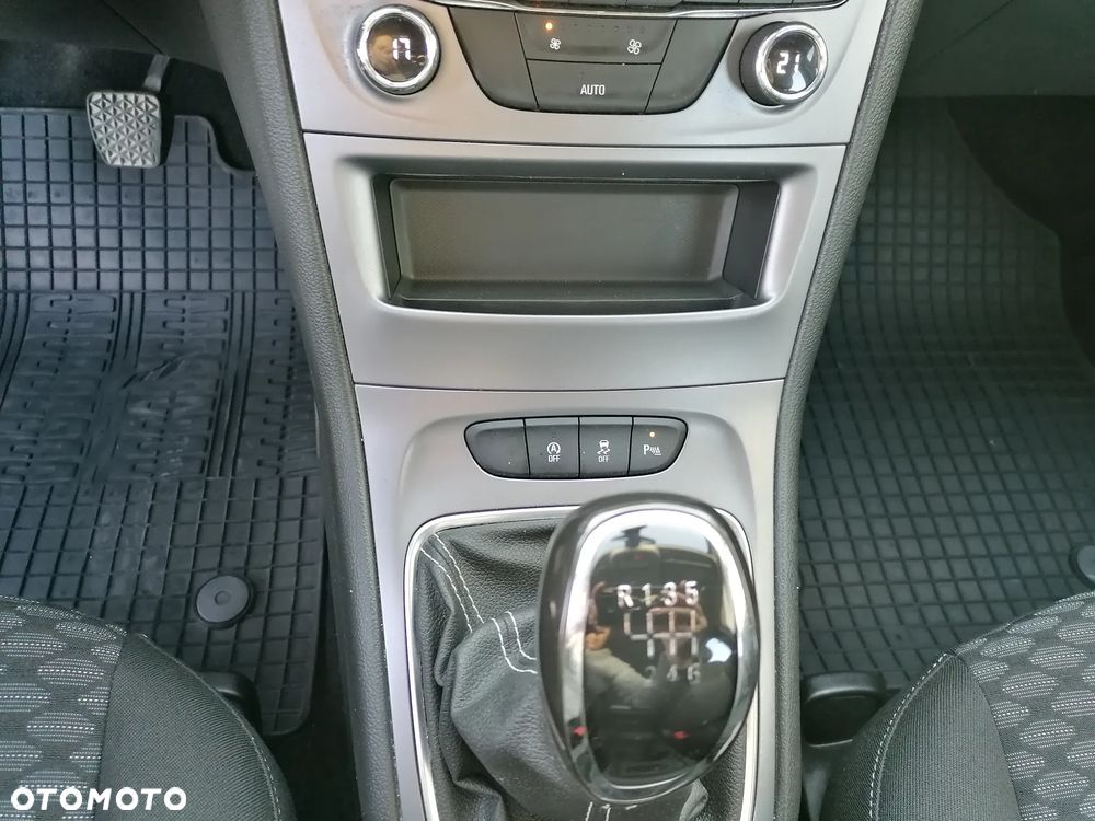 Opel Astra 1.6 CDTI Enjoy S&S - 12