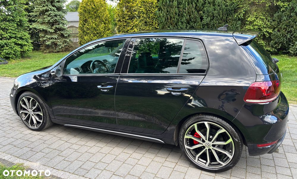 Volkswagen Golf VI 2.0 TSI GTI - 11