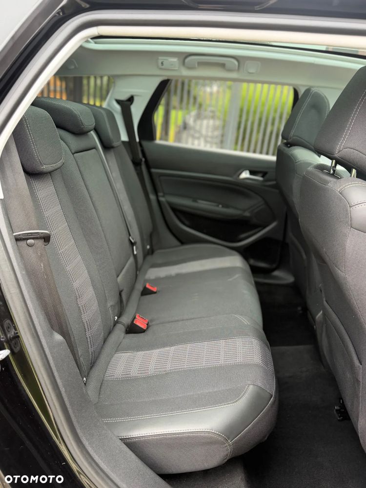 Peugeot 308 1.5 BlueHDi Allure S&S - 18