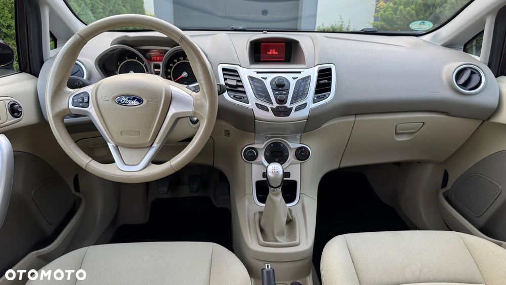 Ford Fiesta 1.25 Viva - 8