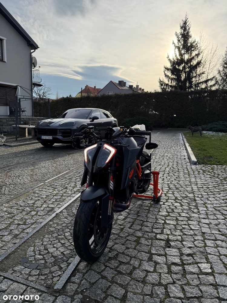 KTM Super Duke - 11