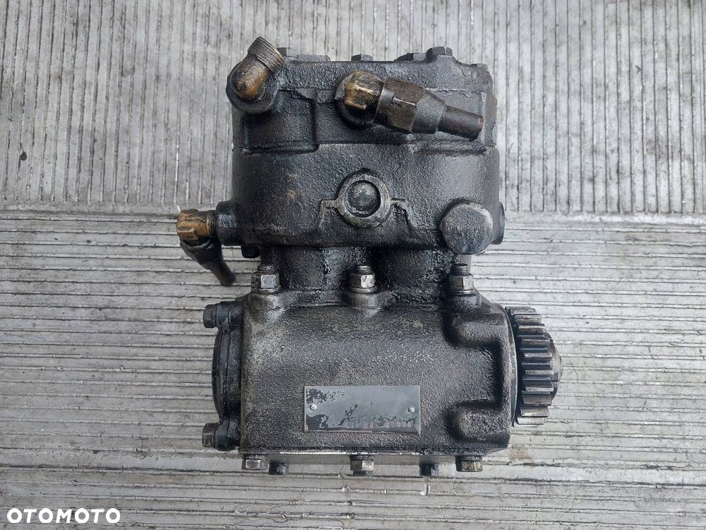 SPRĘŻARKA POWIETRZA KAMAZ 5320 I 11.0 V8 - 1