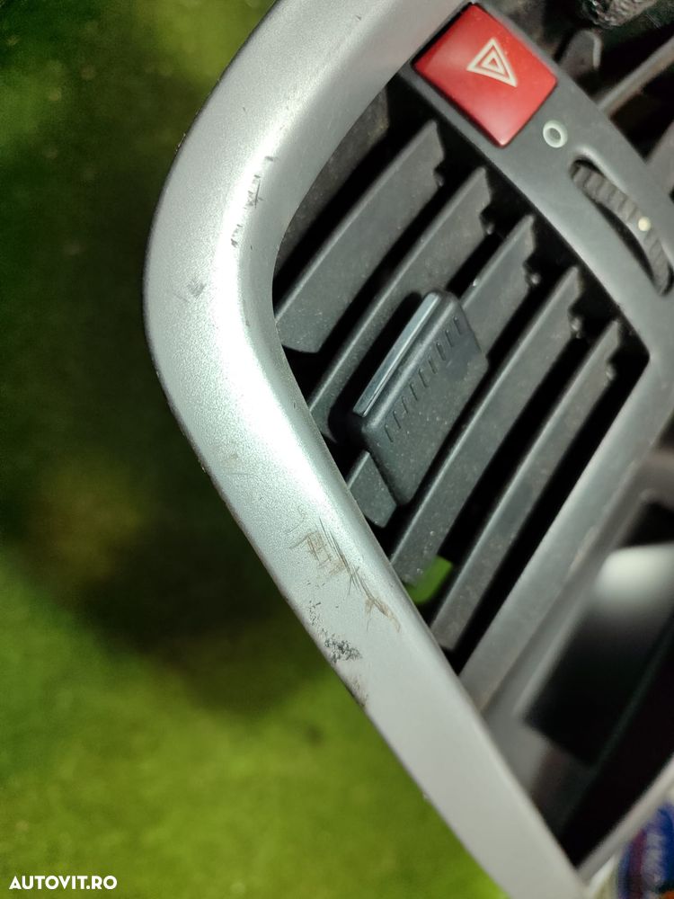 DISPLAY CENTRAL BORD + VENTILATIE + BUTON AVARIE PEUGEOT 207 1.4 BENZINA 2007 / BERLINA 3 USI COD OEM 9663205580 / 9664158480 / 9650068177 / 2006-2014 - 4