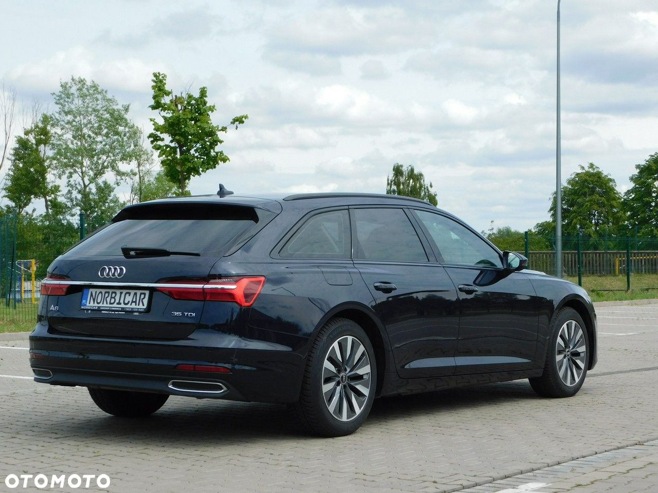 Audi A6 - 4