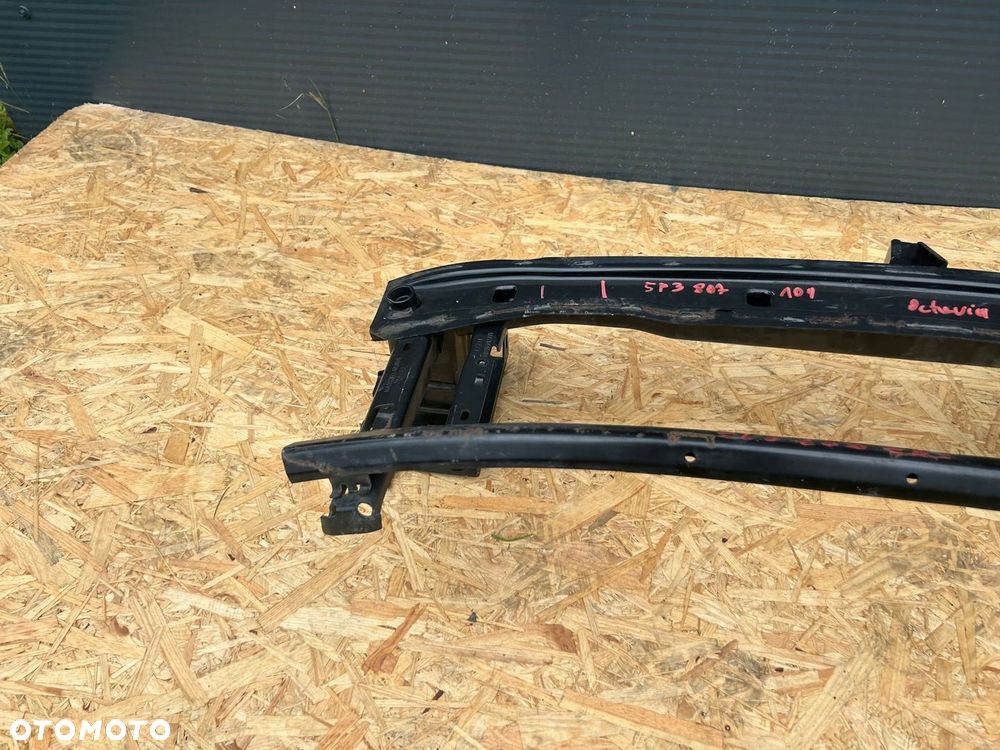 SKODA OCTAVIA IV 4 BELKA WZMOCNIENIE ZDERZAKA PRZEDNIA 5F3807109 - 7