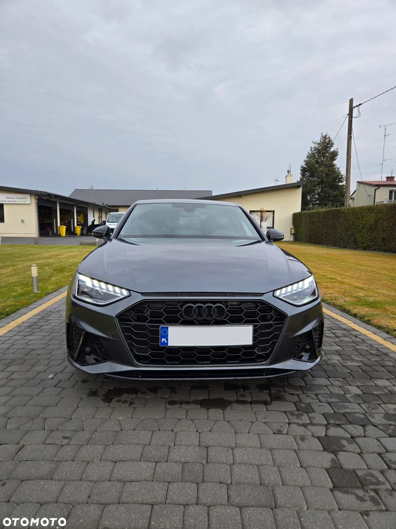 Audi A4 - 1