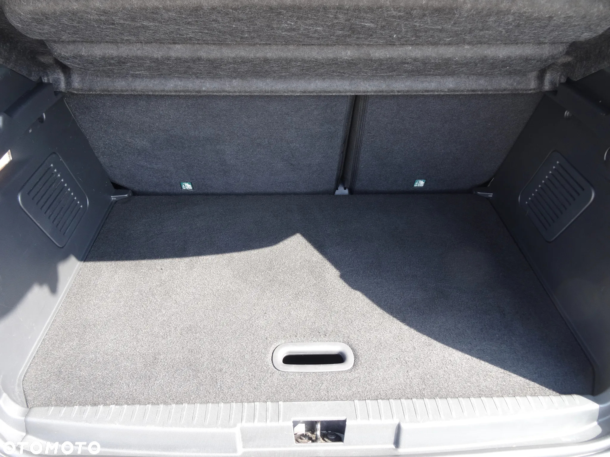 Renault Captur (ENERGY) TCe 90 INTENS - 17