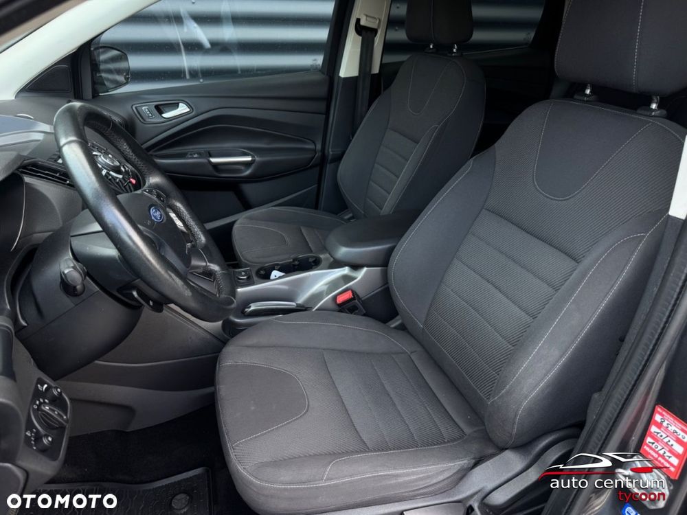 Ford Kuga - 21