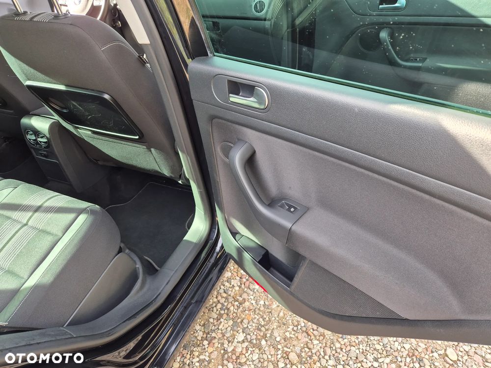 Volkswagen Golf Plus 1.2 TSI BlueMot Comfortline - 17