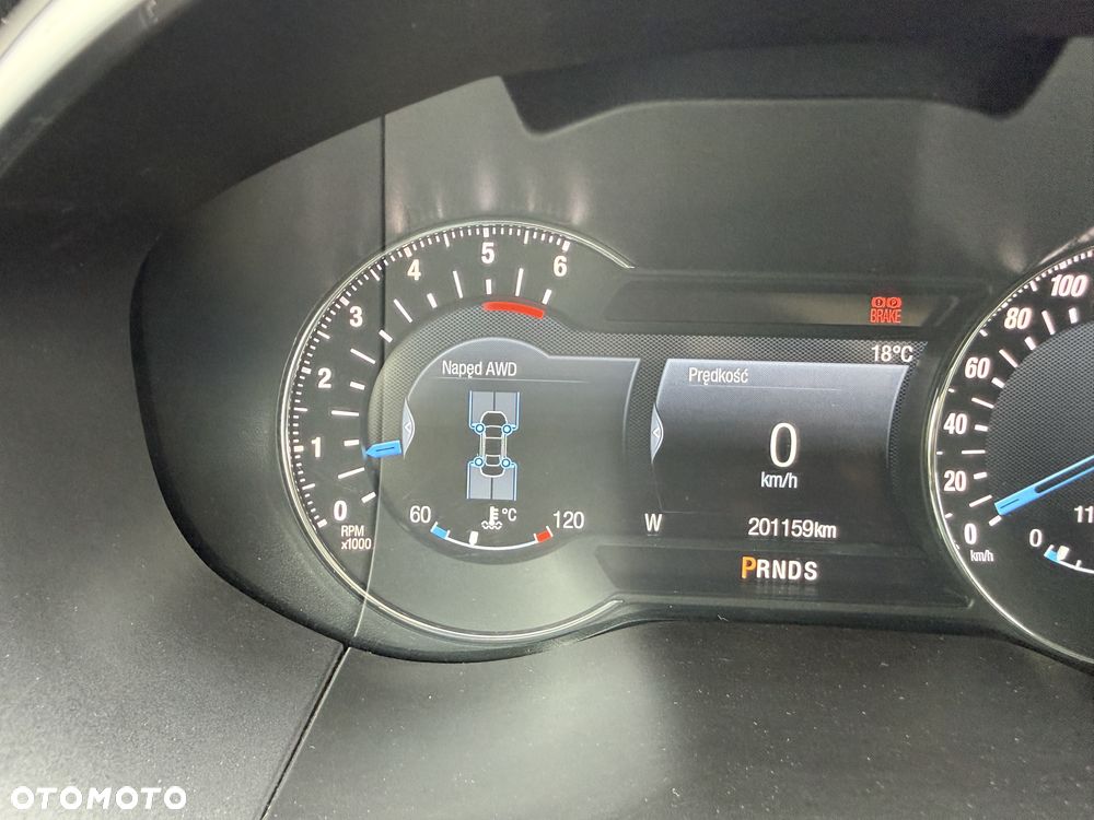 Ford S-Max 2.0 TDCi 4WD Titanium PowerShift - 32