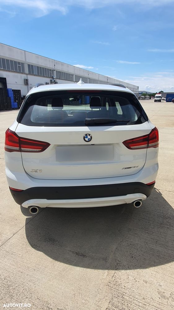 BMW X1 - 15
