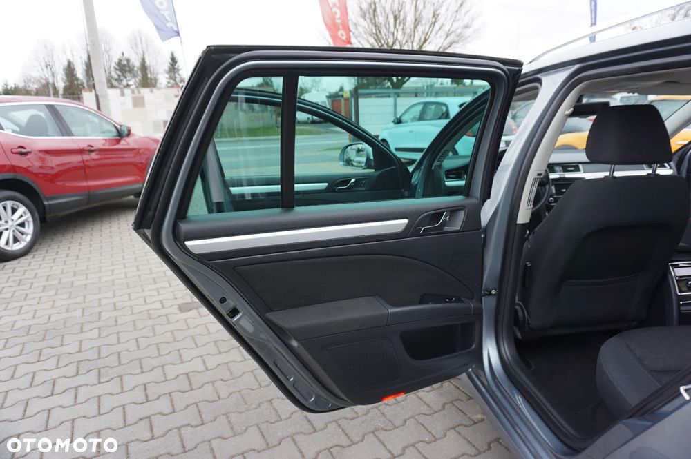 Skoda Superb 2.0 TDI DSG FAMILY - 20