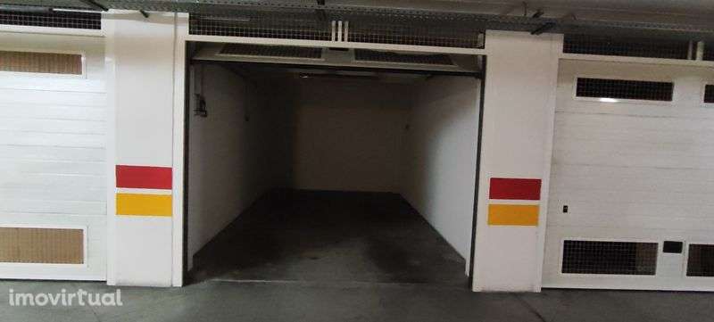 Vendo garagem fechada box com 24 mts - Grande imagem: 3/3