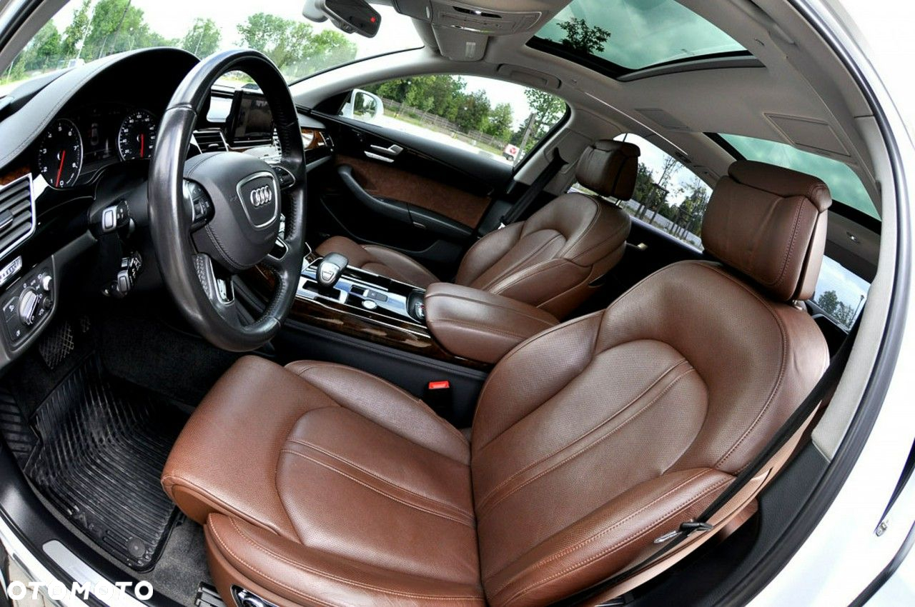Audi A8 - 7