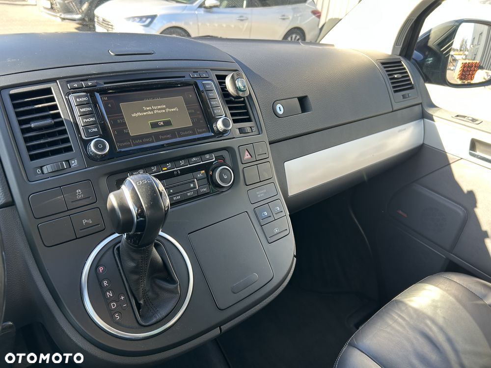 Volkswagen Multivan - 30