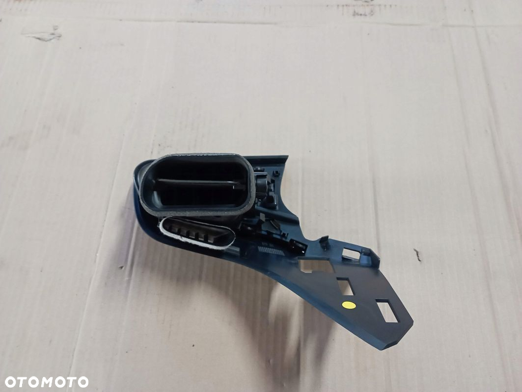 RENAULT KADJAR KRATKA NAWIEWU LEWA 687614284R - 2