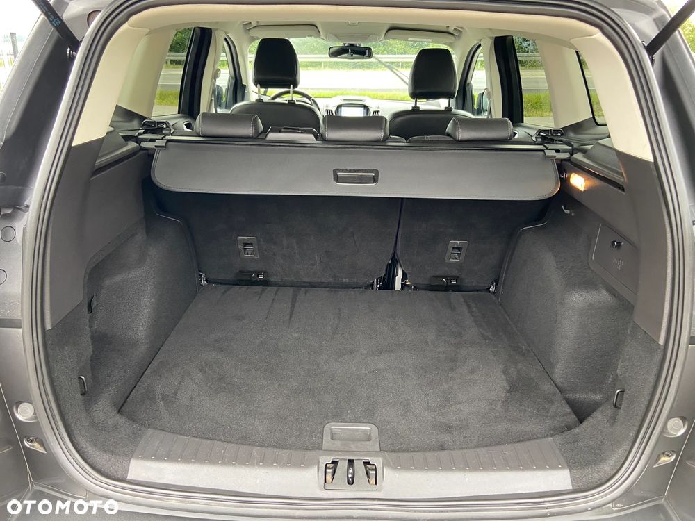 Ford Kuga 1.5 EcoBoost 2x4 SYNC - 28