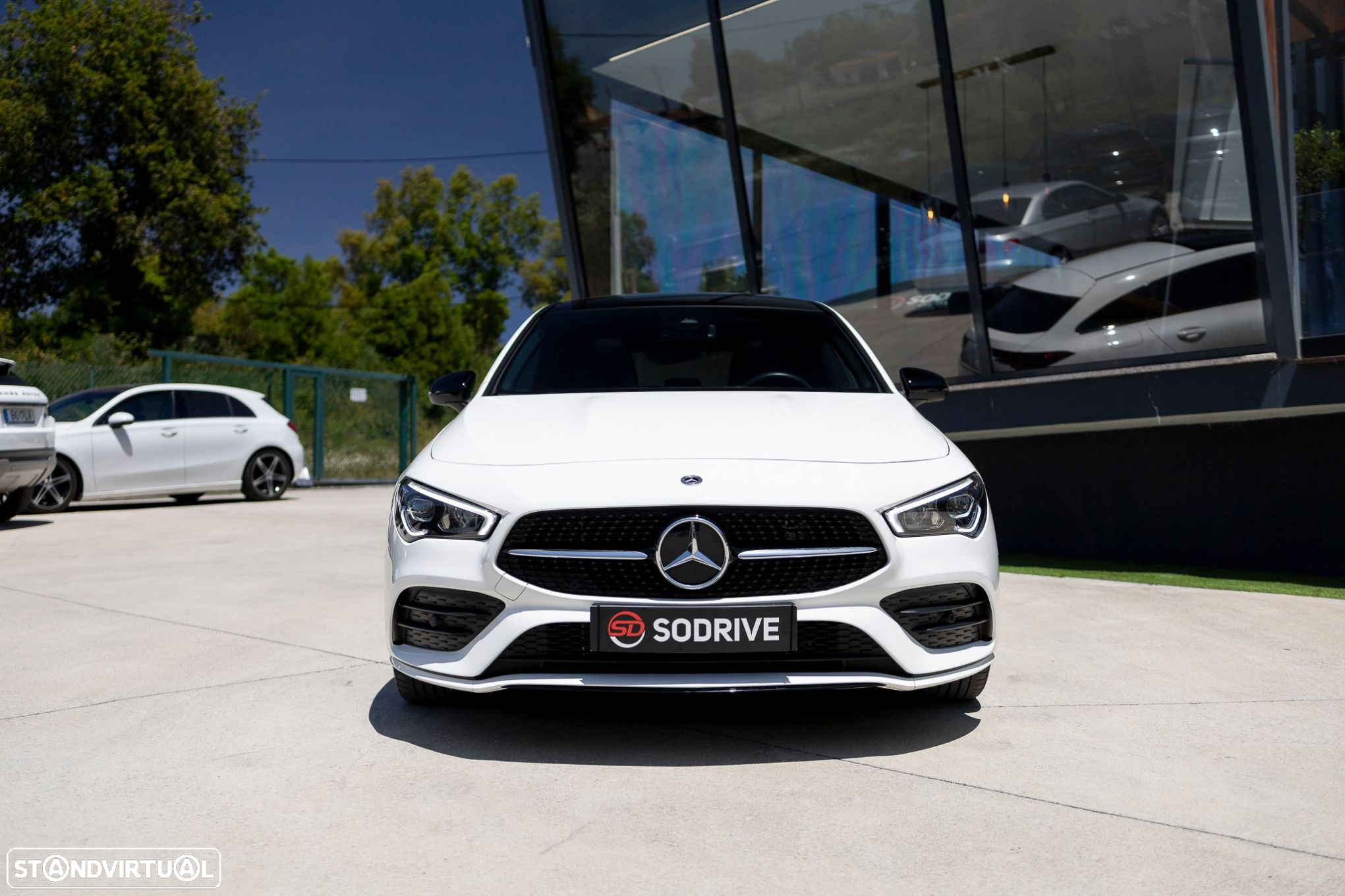 Mercedes-Benz CLA 250 e Shooting Brake AMG Line - 3