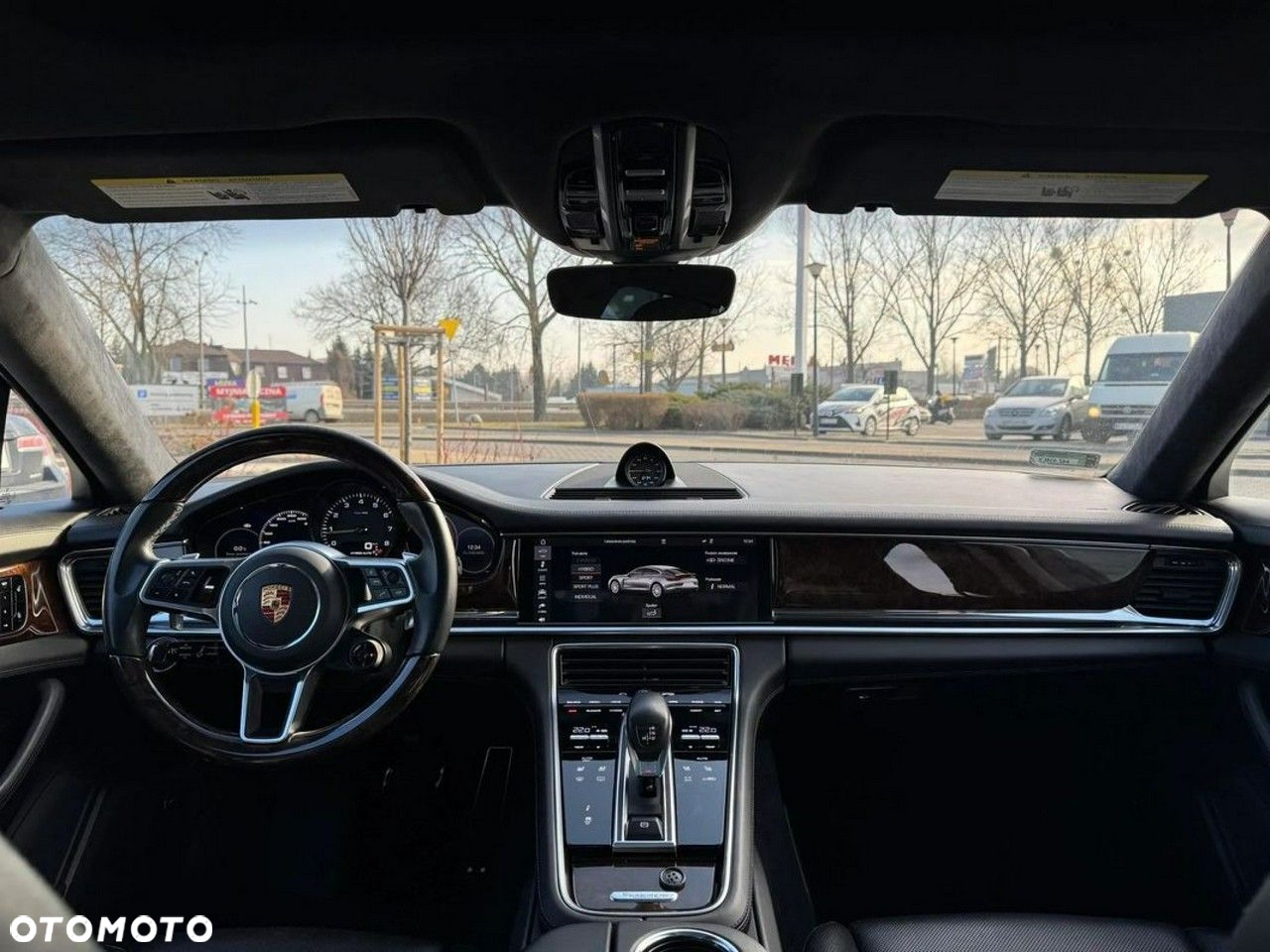 Porsche Panamera 4 E-Hybrid Executive - 17