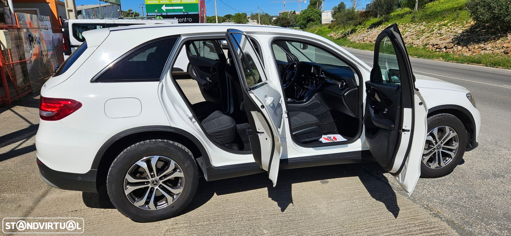 Mercedes-Benz GLC 250 d Off-Road 4-Matic - 2