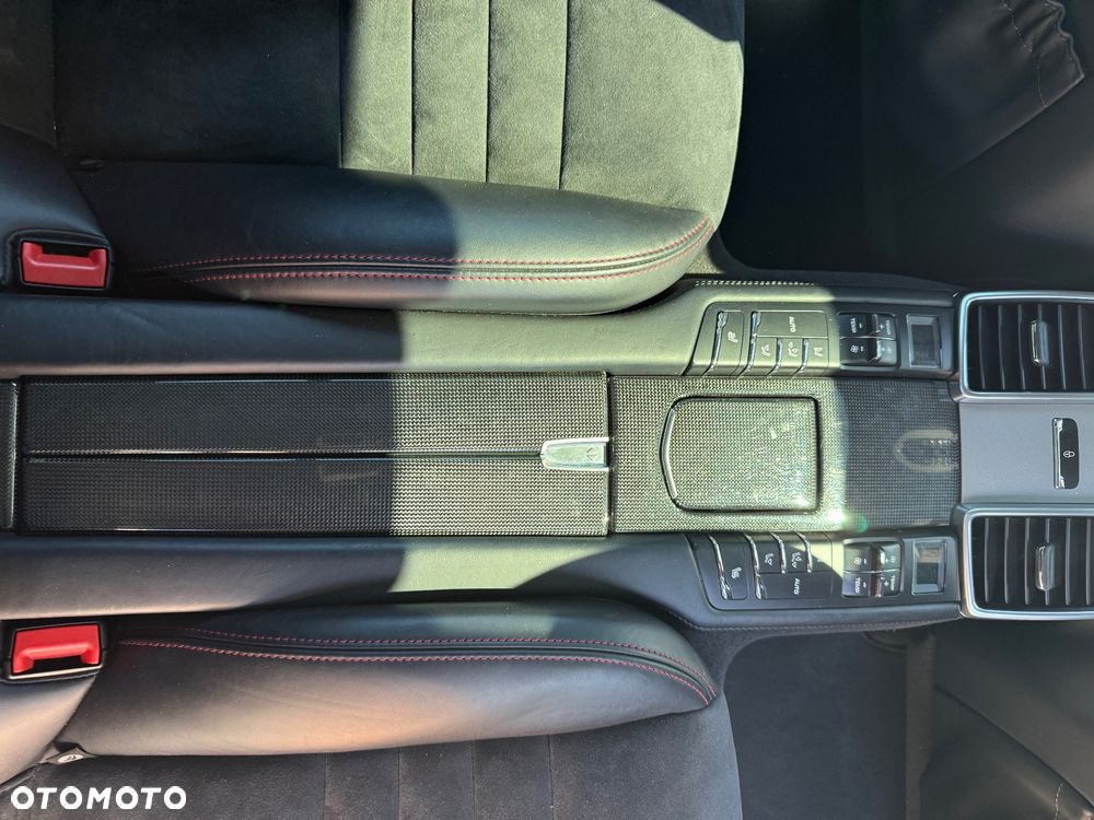 Porsche Panamera - 9