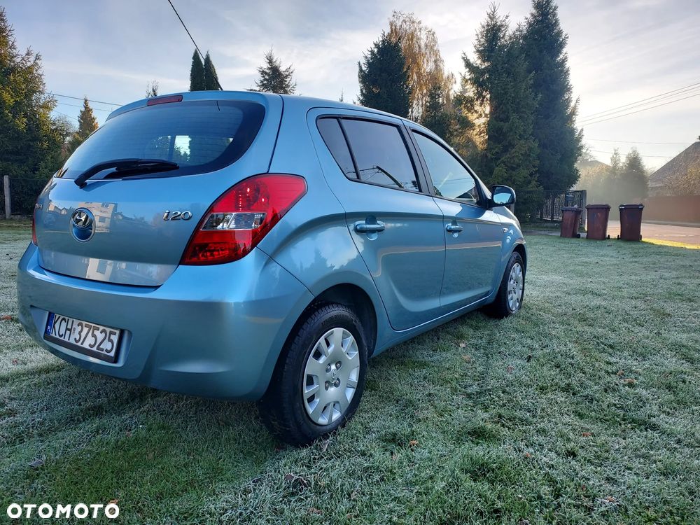 Hyundai i20 1.2 Classic + - 6