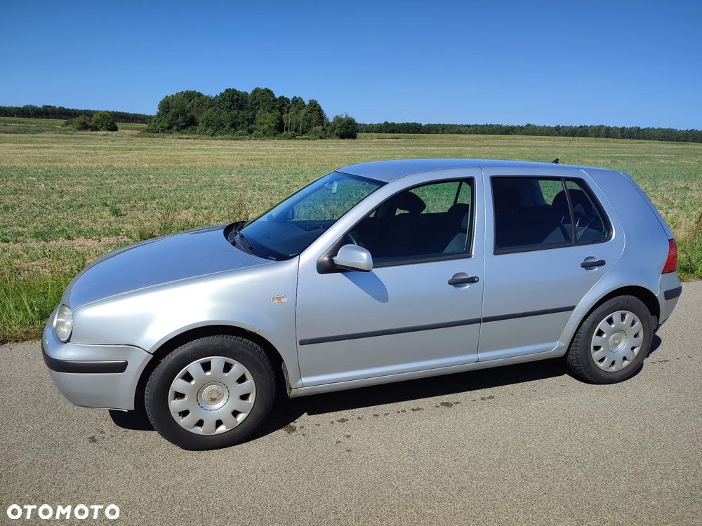 Volkswagen Golf 1.9 TDI Basis - 2