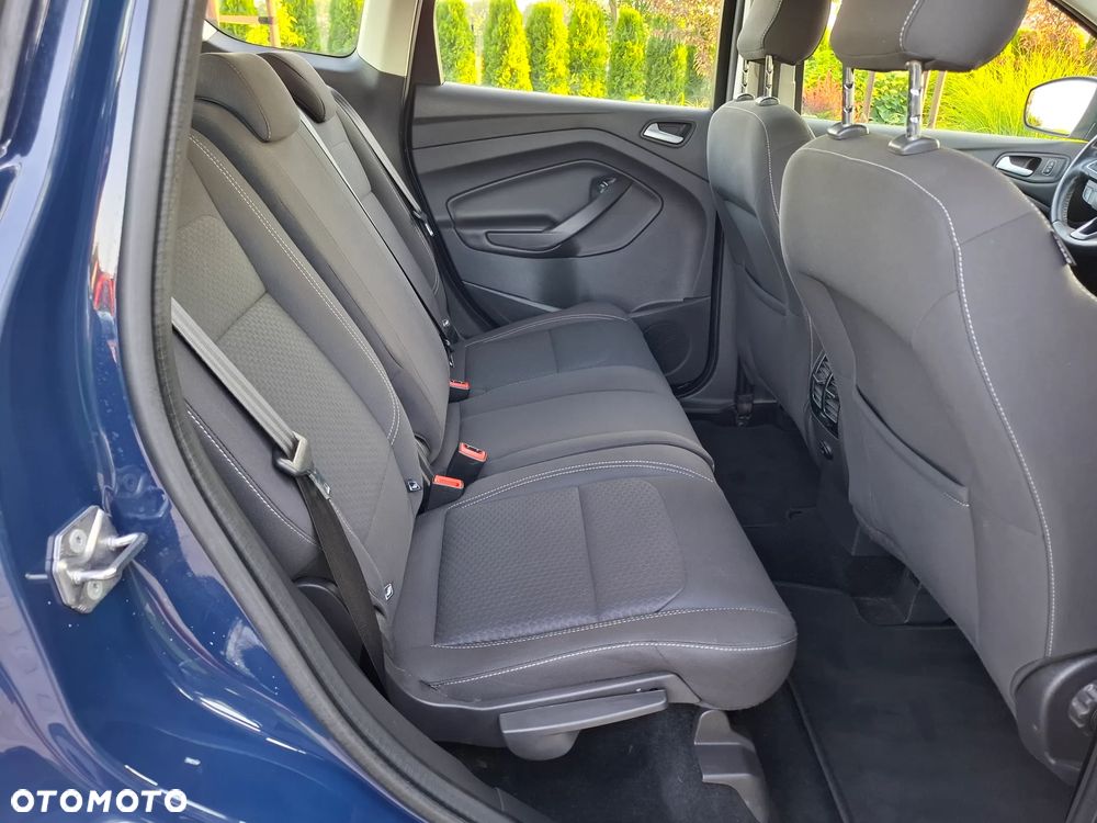 Ford Kuga 1.5 EcoBoost 2x4 Cool & Connect - 37
