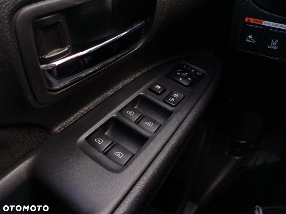 Mitsubishi Outlander - 27