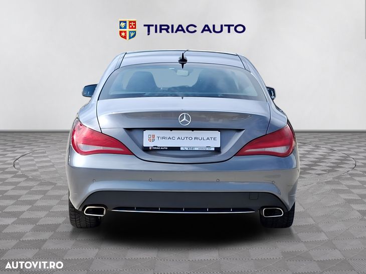 Mercedes-Benz CLA 200 7G-DCT Urban - 6