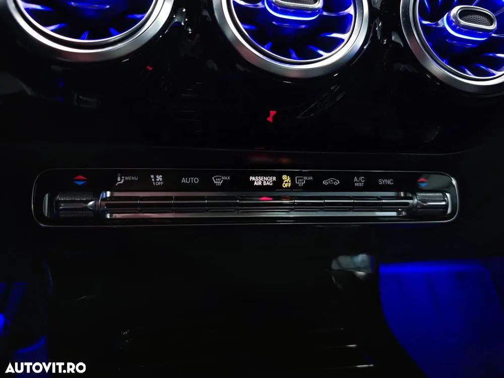 Mercedes-Benz CLA 180 7G-DCT - 15