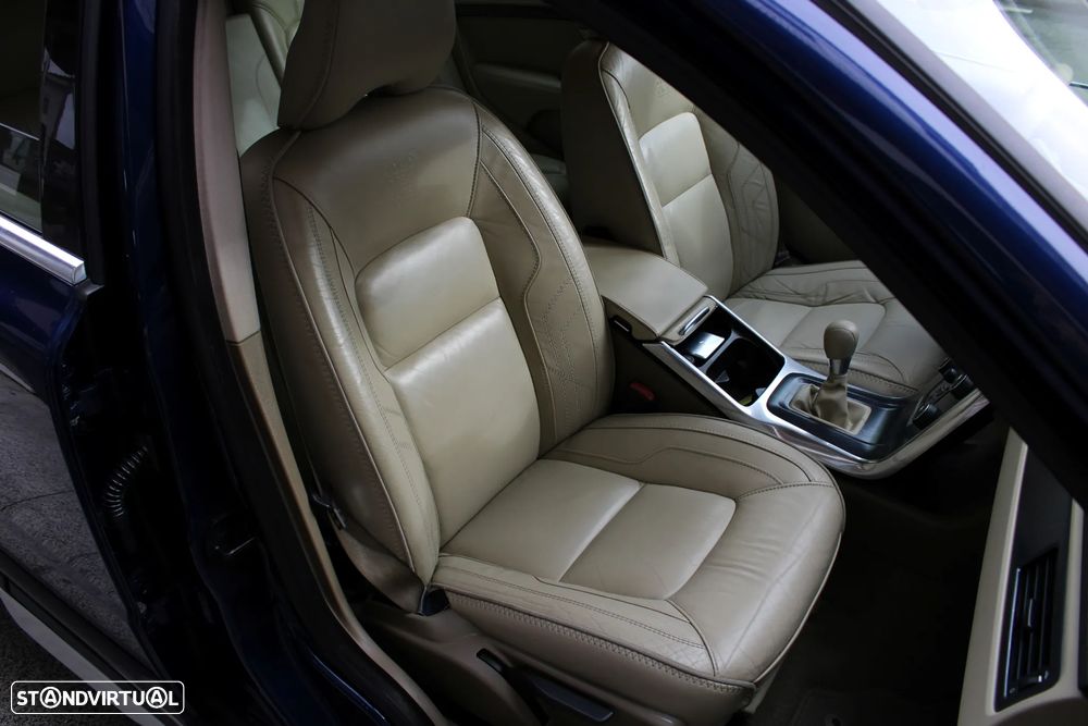 Volvo XC 70 2.0 D3 Drive V.Ocean Race Start/Stop - 30