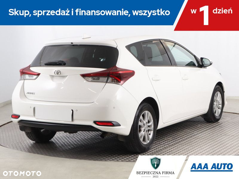 Toyota Auris - 6