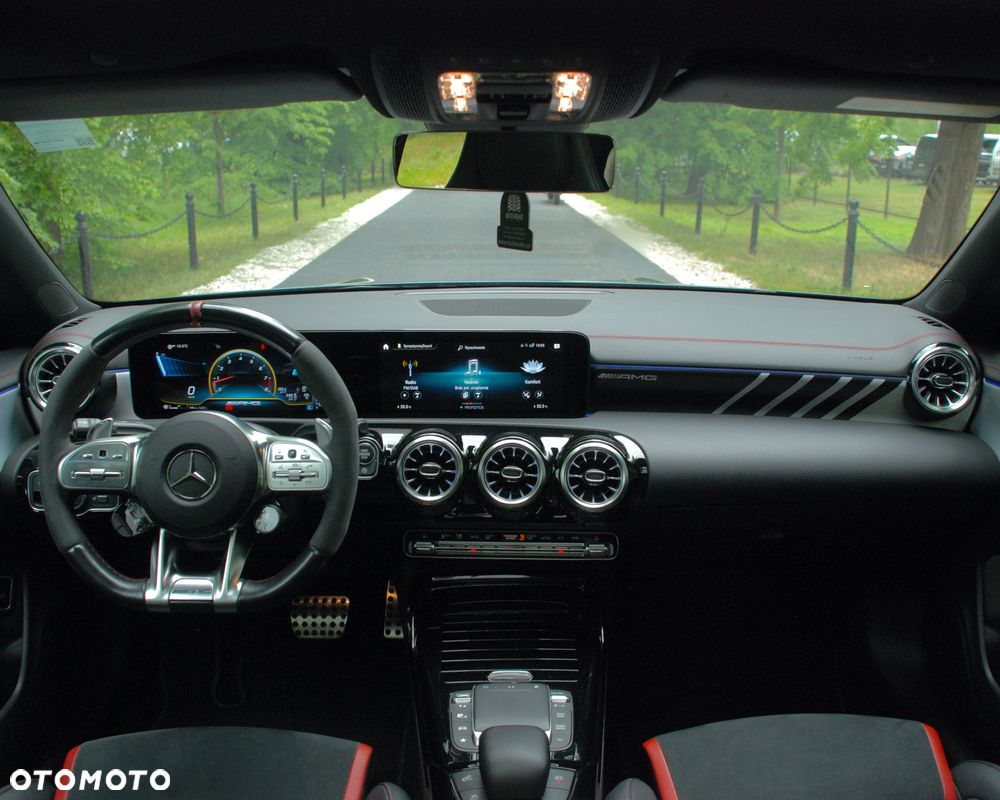Mercedes-Benz CLA AMG 45 S 4-Matic+ 8G-DCT - 35