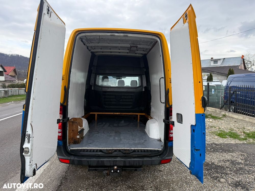 Mercedes-Benz Sprinter - 6