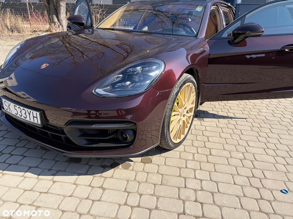 Porsche Panamera 4 E-Hybrid Platinum Edition - 14