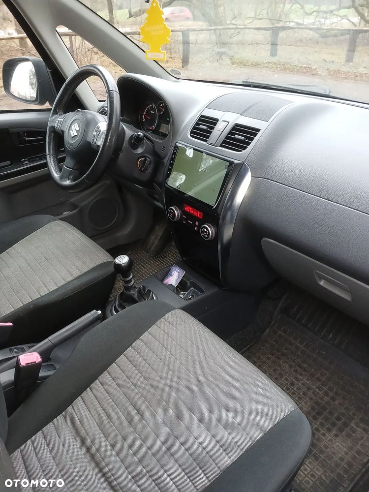 Suzuki SX4 2.0 DDiS Explore 4WD - 5