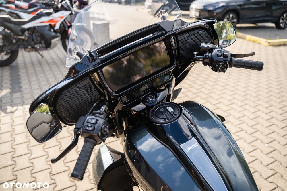 Harley-Davidson Touring Street Glide - 10