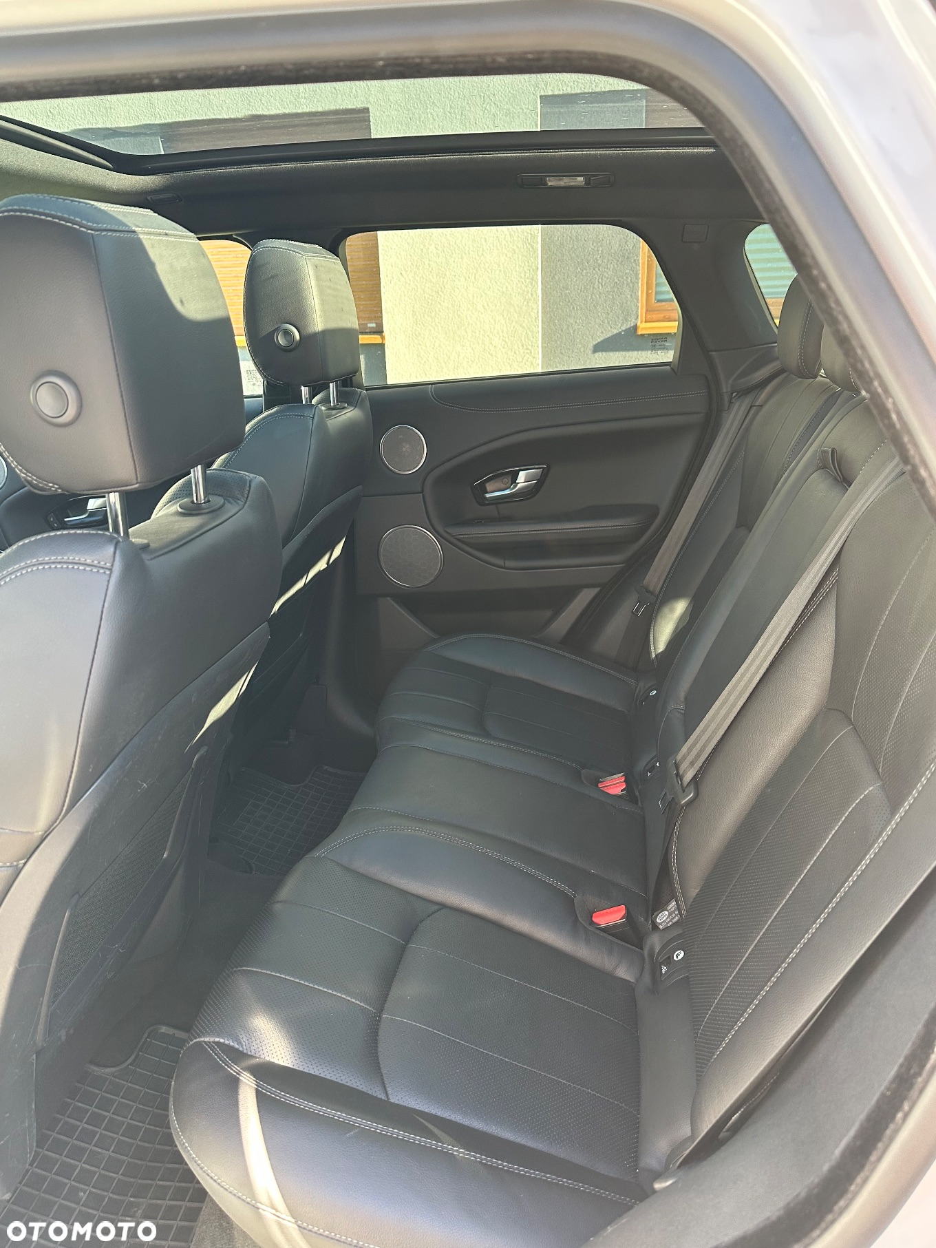 Land Rover Range Rover Evoque 2.0TD4 SE Dynamic Special Edition - 9
