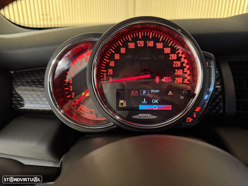 MINI 3 Portas John Cooper Works Aut. - 11