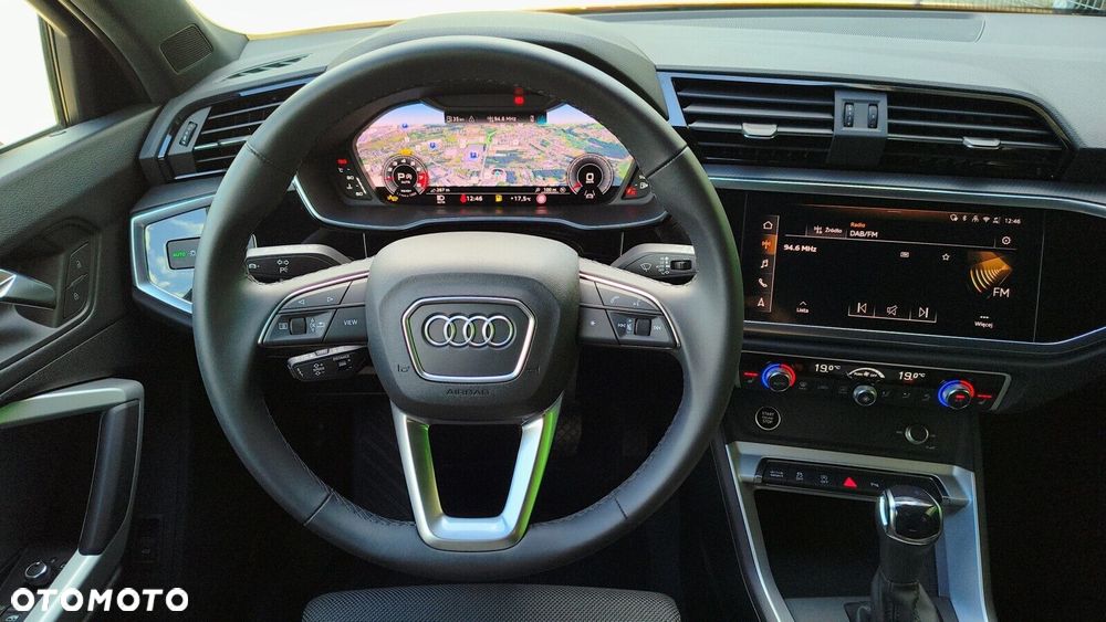 Audi Q3 Sportback - 15